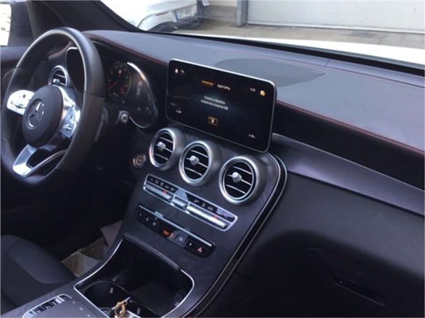 Mercedes-Benz GLC 300 225 kW image number 10