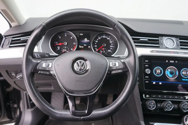 Volkswagen Passat 110 kW image number 11