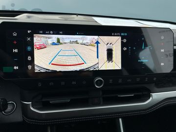 Car image 23