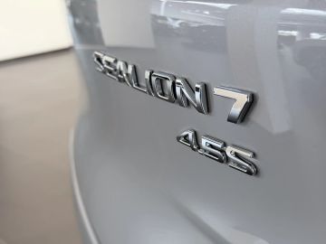 Car image 38