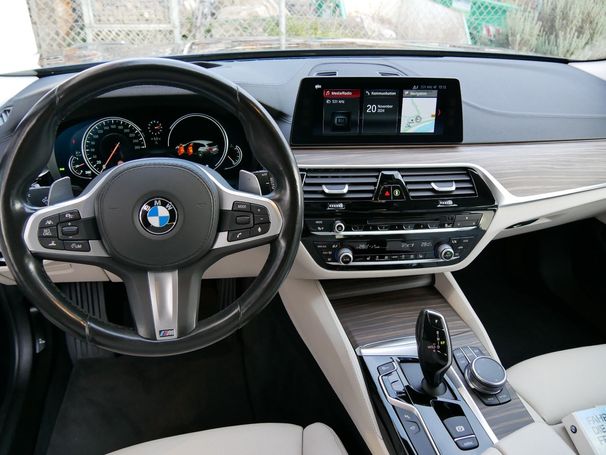 BMW 530d Touring xDrive Luxury Line 195 kW image number 10