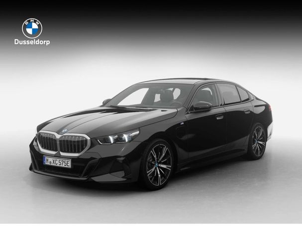 BMW 530 e 220 kW image number 1