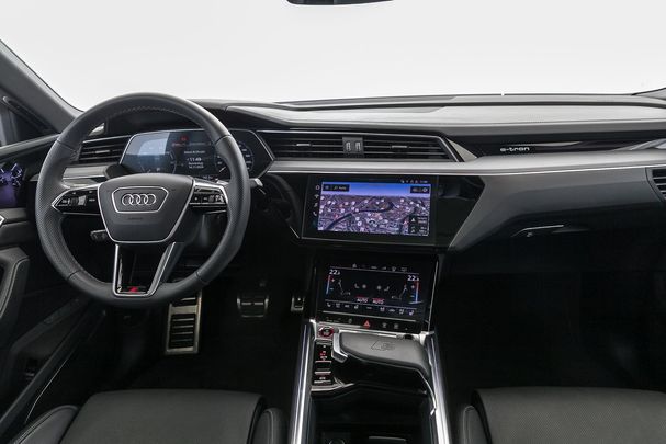 Audi SQ8 e-tron Sportback 370 kW image number 6