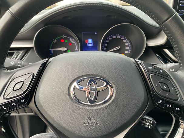 Toyota C-HR 1.8 Hybrid 90 kW image number 15