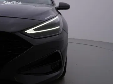 Car image 33