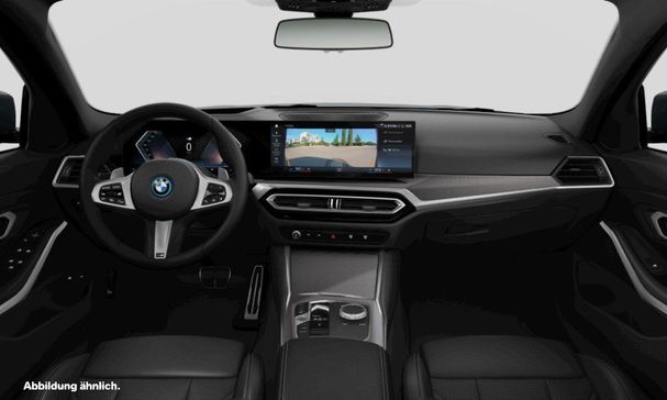 BMW 330 Touring M Sport xDrive 185 kW image number 3