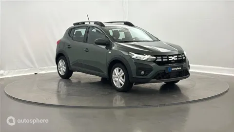 Car image 3