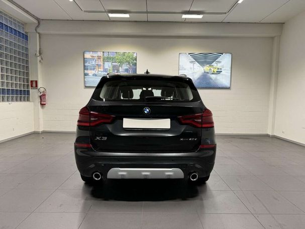 BMW X3 xDrive20d xLine 140 kW image number 4