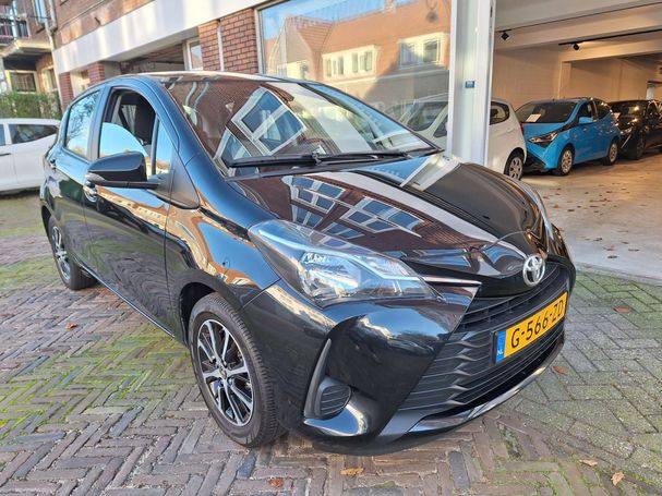 Toyota Yaris 1.0 VVT-i 54 kW image number 2