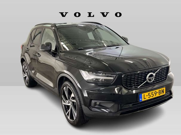 Volvo XC40 T3 120 kW image number 2