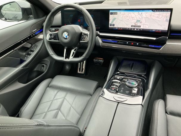 BMW 520i 140 kW image number 14