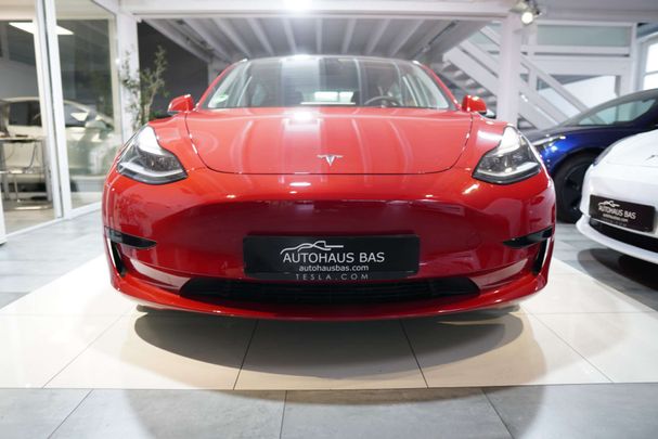 Tesla Model 3 Standard Range 239 kW image number 3