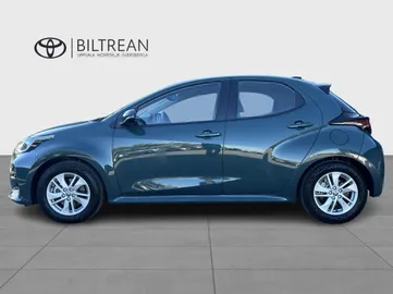 Car image 5