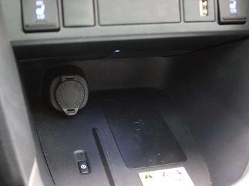 Car image 31