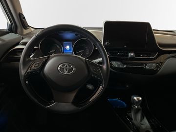 Car image 10