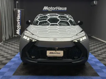 Car image 2