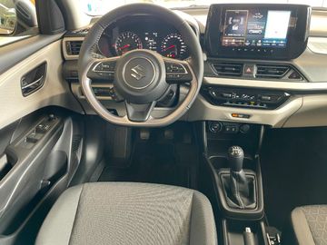 Car image 12