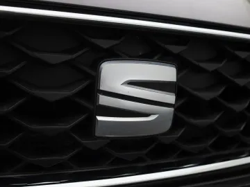 Car image 37