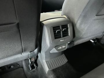 Car image 35