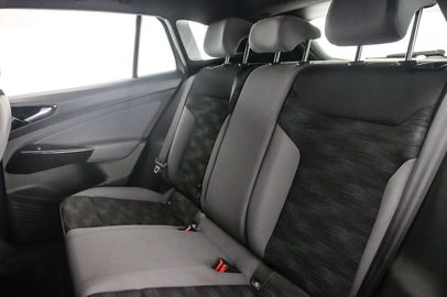 Car image 41