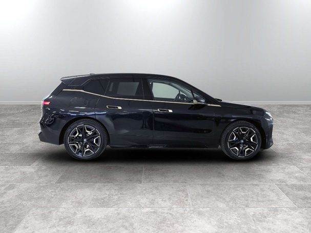 BMW iX xDrive50 385 kW image number 2