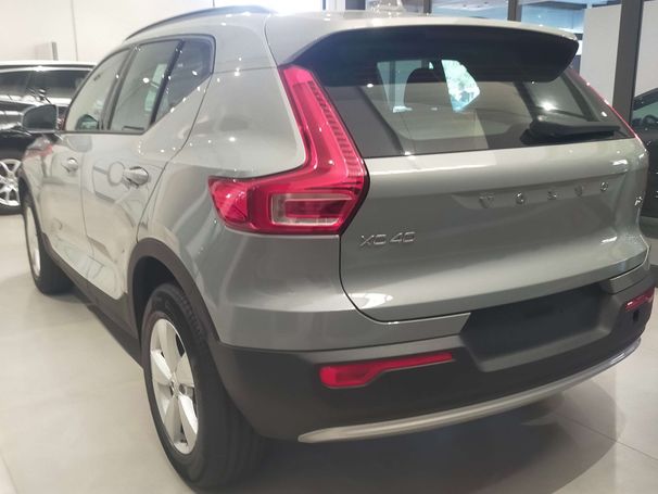 Volvo XC40 120 kW image number 3