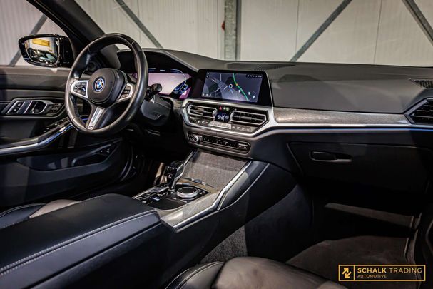 BMW 330 e Touring M Sport 215 kW image number 30