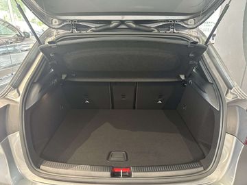 Car image 37