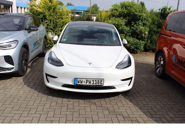 Tesla Model 3 Standard Range 239 kW image number 2