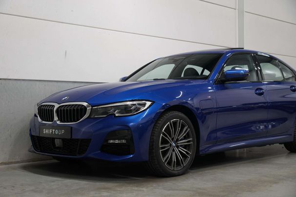 BMW 330e M Sport 215 kW image number 29