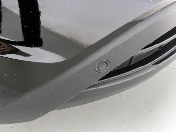 Car image 38