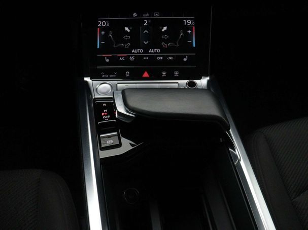 Audi e-tron 50 quattro 230 kW image number 15