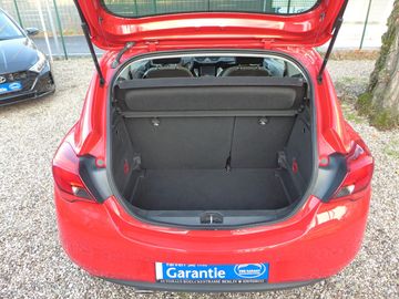 Car image 12