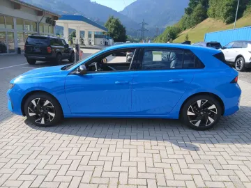 Car image 29