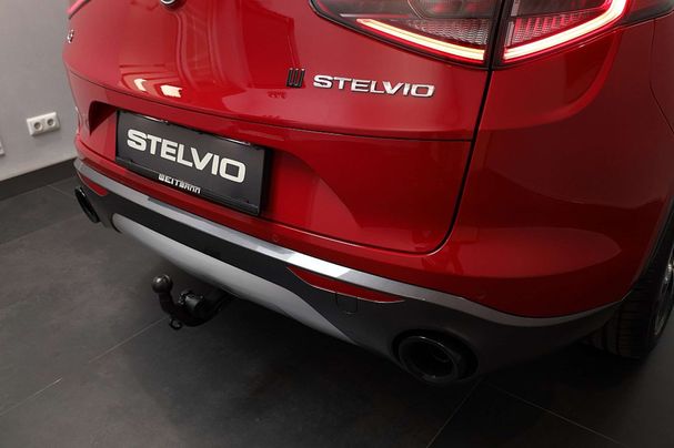 Alfa Romeo Stelvio 2.2 16V AT8 Q4 154 kW image number 15