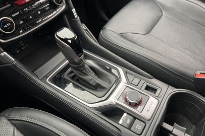 Car image 26