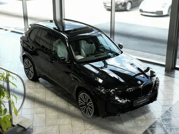 Car image 39