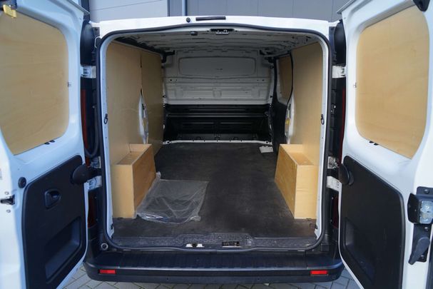 Renault Trafic dCi 120 88 kW image number 5