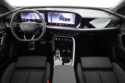Car image 30