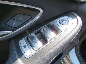 Car image 36