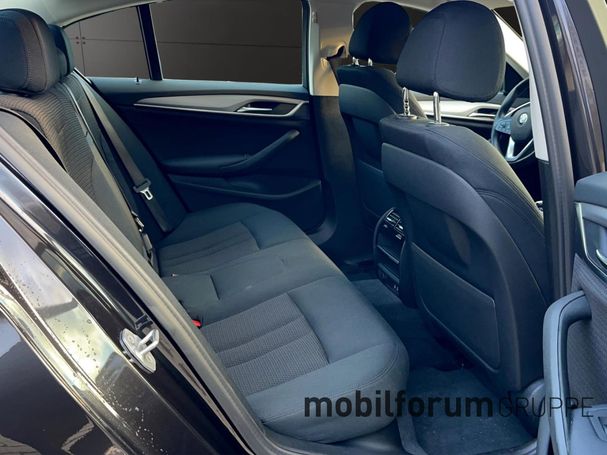 BMW 520i 135 kW image number 4