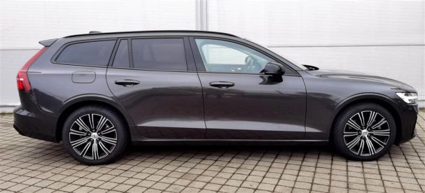 Volvo V60 B4 Ultimate 145 kW image number 8