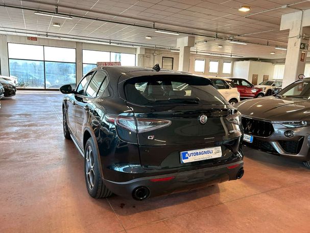 Alfa Romeo Stelvio 2.2 Q4 154 kW image number 4