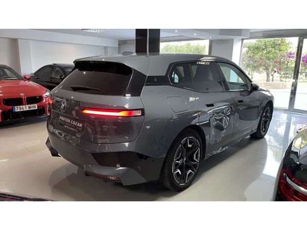 BMW iX xDrive40 240 kW image number 4