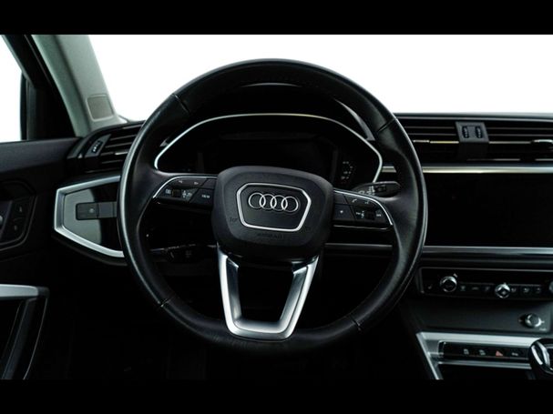 Audi Q3 35 TFSI S tronic Business 112 kW image number 13