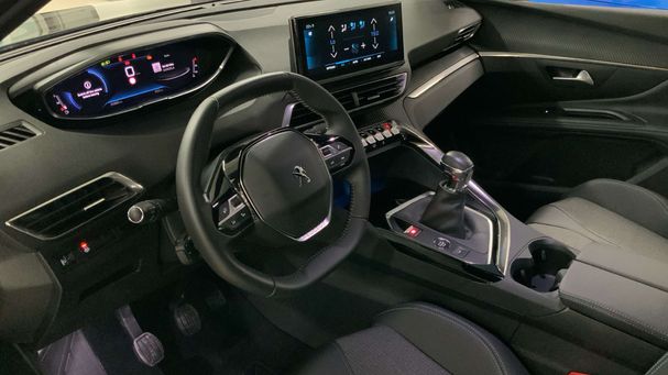 Peugeot 5008 PureTech 130 S&S Allure 96 kW image number 8