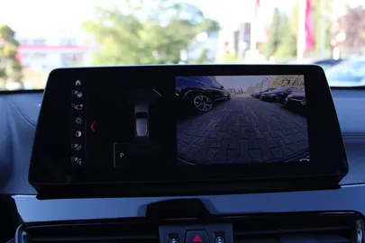Car image 28