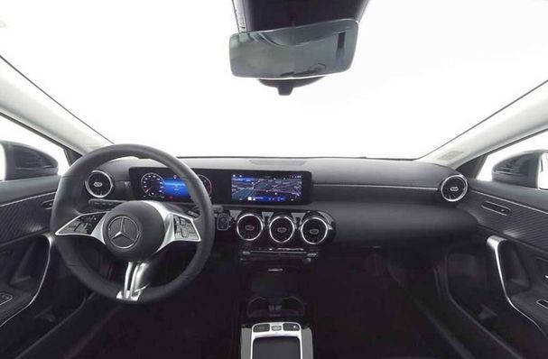 Mercedes-Benz A 180 d 85 kW image number 8