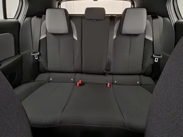 Car image 29