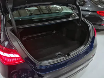 Car image 34